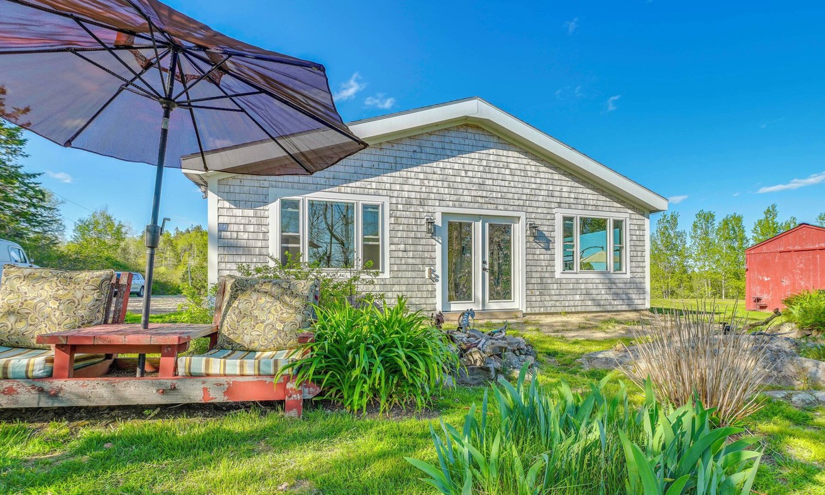 Lubec House | Walk to Beaches & Trails: Waterfront Maine Escape!
