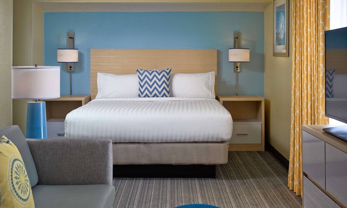 Westlake Hotel | Your Home Away From Home! Free Parking, Minutes to Walker Road Park