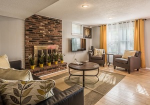 Comfortable and elegant 3BDR duplex, unit # 3 in Overland Park