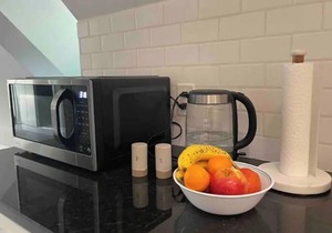 Modern Large Studio Apartment in Heart of Tremont.