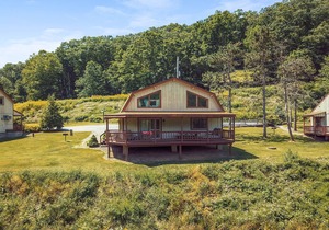 Rough Cut Lodge - Hickory Cabin