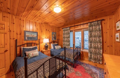 Muskoka Lakes House | Lake Rosseau Island Cottage Rental