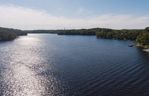 Seguin Cottage | Waterfront Cottage Perfect for IceFishing, Skating, Hiking and Snowmobile Trails