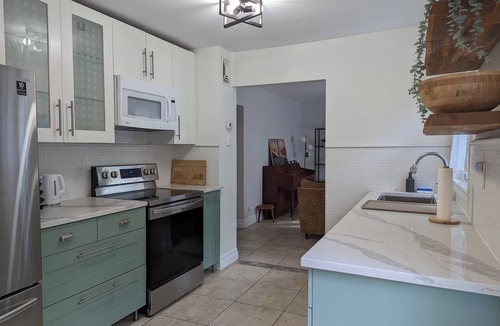 Port Elgin Cottage | 1 acre Beachside Cottage along the Shipley Trail