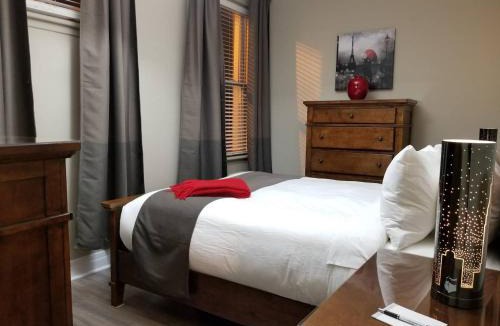Downtown Gatineau Apartment | 1-Bedroom Cozy #18 by Amazing Property Rentals
