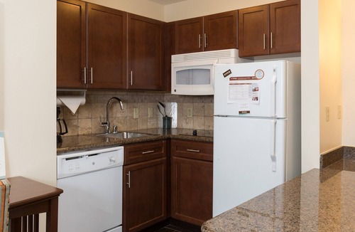 Maumee Apartment | 1 Bedroom | Near Bowling Green State University