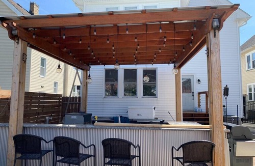 Lakewood House | 12 Person Grillin and Chillin Whole House Lakewood