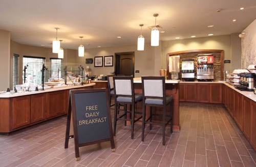 Amherst Apartment | 1BR King Suite w/Full Kitchen, Amherst NY