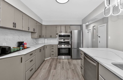 Highland Park House | 1BR Suite Near YYC Airport, Downtown, SAIT & UofC - 4326 – UP