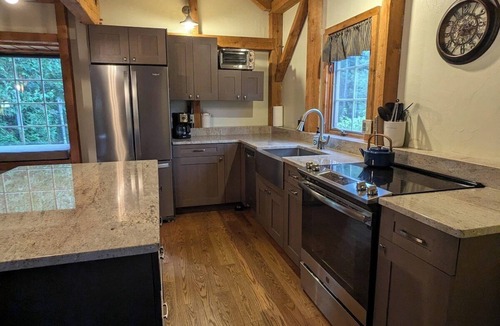 Fish Creek Cottage | 2 Bed/2 Bath Quaint Cottage; Beautiful Wooded Lot; 1.5 miles to Fish Creek