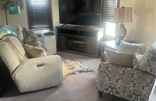 West Seneca Apartment | 2-bedroom apartment in fabulous Buffalo with cool AC
