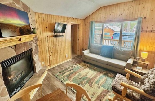 Au Train Cabin | 2 Bedroom Cabin with Beach Access, Porch, & Fireplace