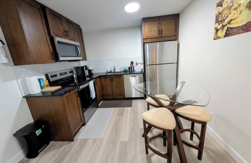 Southwest Calgary House | 2 Bedroom Guest Suite in SW