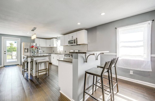 Auburn House | 2 Mi to Owasco Lake! Updated Auburn Home w/Yard