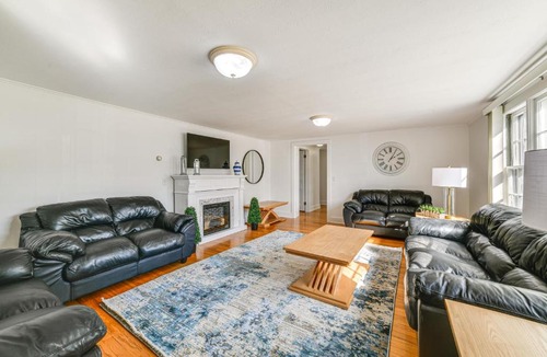 Munsons Corners House | 2 Mi to SUNY Cortland: Home Near Hiking & Golf!