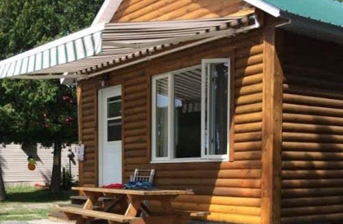 Lejeune Ski Chalet | 200 rang du Lac Lejeune - Chalet au bord du Lac