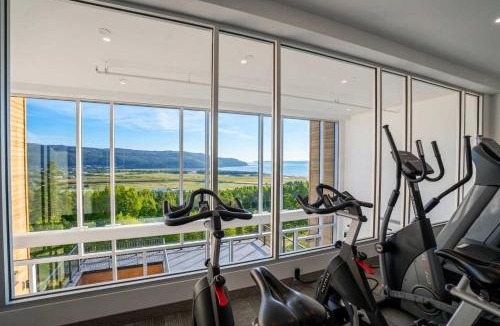 Baie-St-Paul Apartment | 209 - Luxury Condo - Pool & River View
