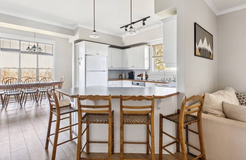 The Blue Mountains Condo | 210 at Snowbridge w/Golf Course View