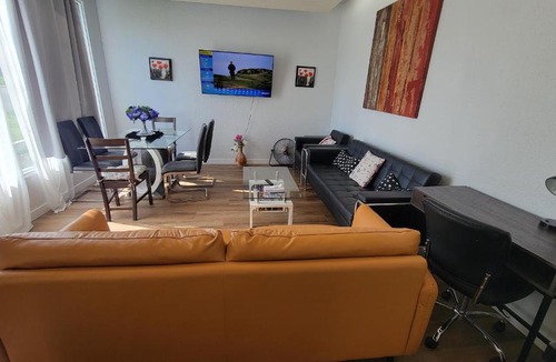 Northwest Calgary Apartment | 3 Bedroom House Near Airport and Downtown