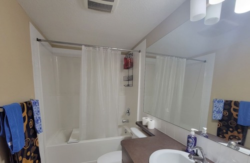 Cranston Apartment | 304 Relax your in Heaven Executive business suit