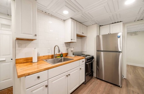 Sylvan Beach Apartment | 3BR Beach Apartment | The Beachside Co. #12