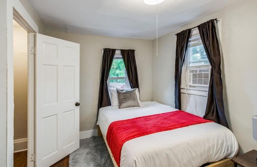Downtown Rochester Apartment | 3BR Home with In-Unit Laundry Parking and Sound Bar