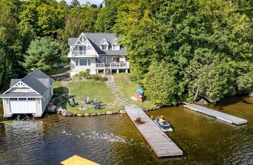 Bala Cottage | 4 bed cottage on Acton Island with shallow shandy entry - perfect for families
