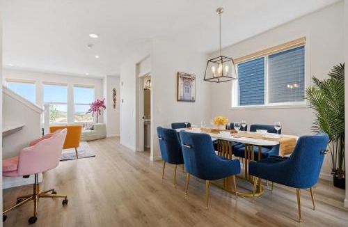 Calgary House | 4-Bedroom Detached Home with AC and Close to Calgary Airport