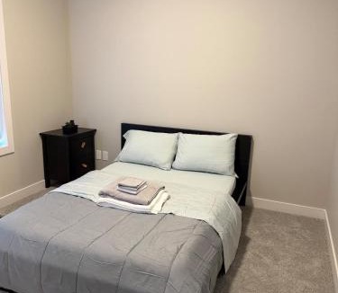 Cochrane Apartment | 4 Bedroom Duplex house