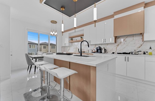 Leduc House | 4 Bedrooms, 3 washrooms, and 2 living rooms, Luxury Home Close to Amenities