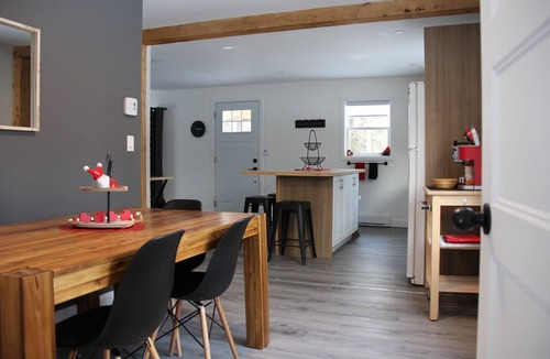 Saint-Gabriel-de-Valcartier Ski Chalet | 4 min Valcartier Spa BBQ CHALET L'After Le Shack