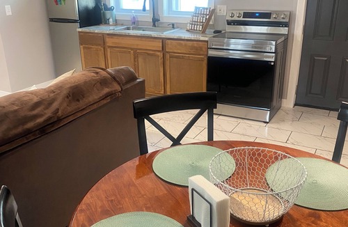 Grand Island Apartment | 4-Guest Suite in Beautiful Grand Island, NY! 4 miles from Niagara Falls!