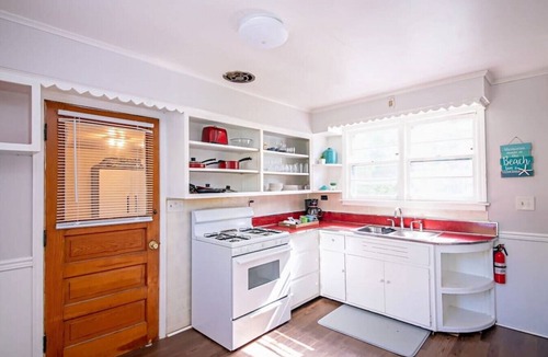 Lake Michigan Beach House | 4 Unique Cottages Sleeps 16 Comfortably on 1 Acre
