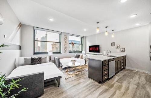 Gateway District Apartment | 506- 2BR unit with Famous Sporting Event Pool & Steam Access in Downtown Playhouse Square