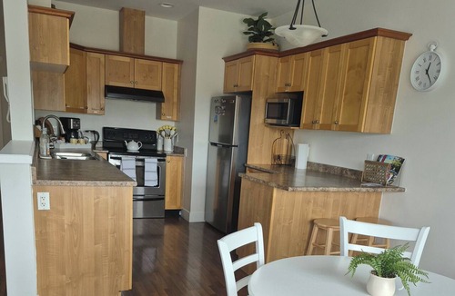Heritage Downtown Condo | 70 Steps to Mainstreet!