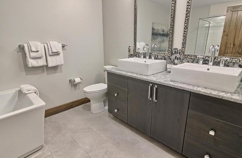 Boyne Falls House | 7325 Creekside Condo