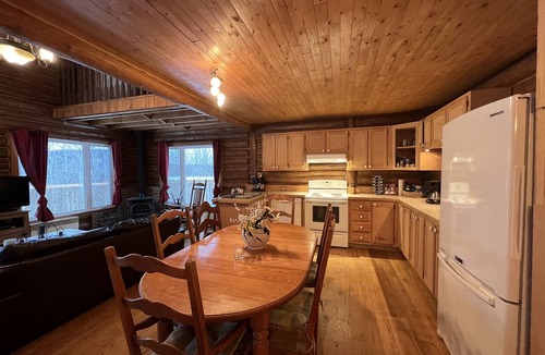 Mandeville House | A true paradise, ideal for a gathering and for outdoor enthusiasts.