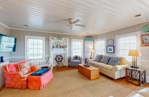 Atlantic Beach House | ABCT34 Fields Cottage