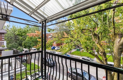 Nouveau-Rosemont Apartment | All-Inclusive Furnished Charming 1 BR Rosemont Apartment