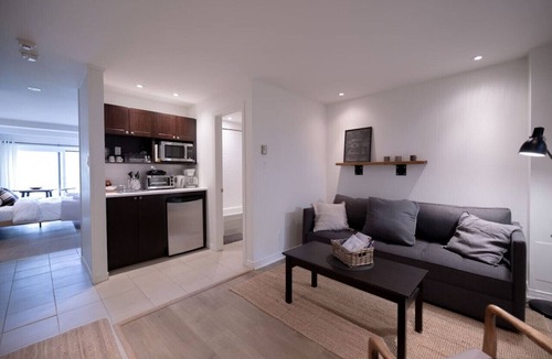 Mont-Tremblant Condo | Amazing Lake/Mountain View 5min to Tremblant(431)