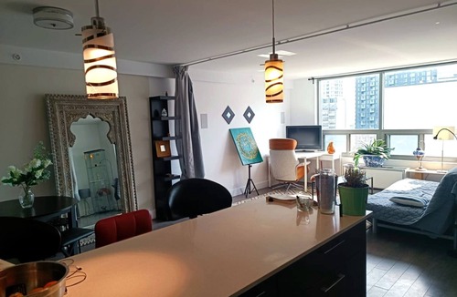 Shaughnessy Village Apartment | Apt design condo - Atwater Market& city view