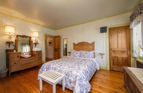 Pointe-au-Pic Bed & Breakfast | Auberge la Romance