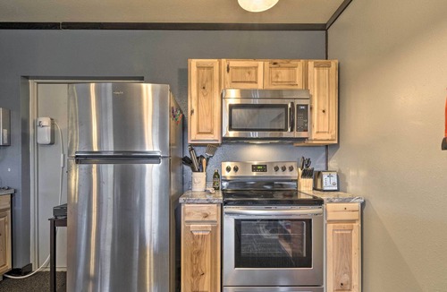 Auburn Apartment | Auburn Studio w/ Yard & Fire Pit ~ 5 Mi to Lakes!