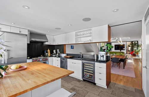 Williamsburg House | Award-winning Spacious Townhouse in Williamsburg