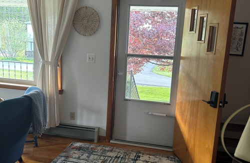 Thomas House | Base Camp, 3-bedroom house, sleeps 7 in charming Thomas WV