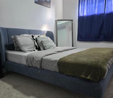 Brooklands Apartment | Basement suite in Winnipeg