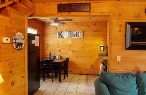 Sautee Nacoochee Cabin | Bavarian Hideaway 24