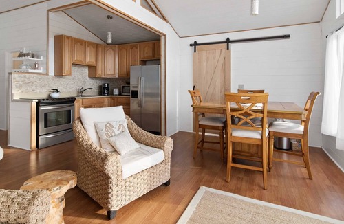 Carp Lake Cottage | Bay Breeze Cottage on Lake Michigan