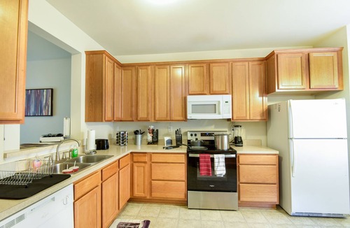 Charlottesville House | BBQ Grill, Fire-pit, 10 mins 2 downtown, 5 min UVA