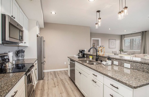 Stevensville Condo | Beach Cove | Wine Tours | Lake Michigan | Dunes